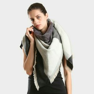 Geometric Pattern Blanket Scarf